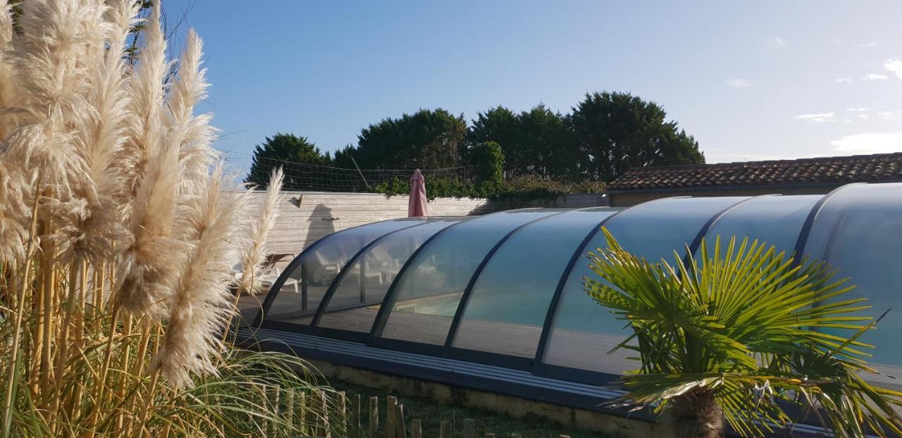 L'Ile De Re Les Trois Moulins Otel Saint-Martin-de-Ré Dış mekan fotoğraf